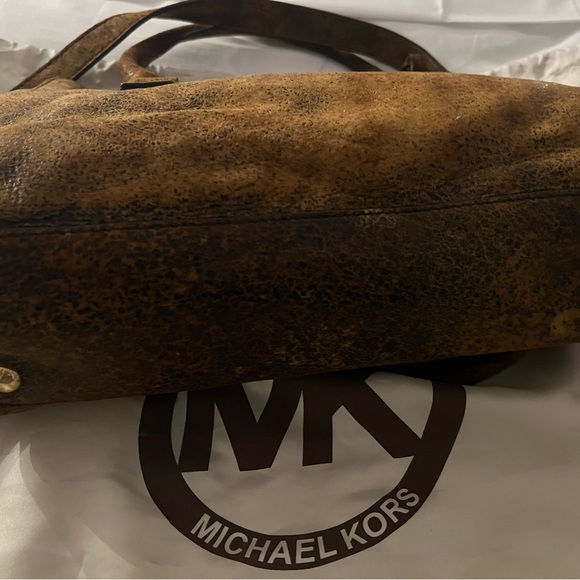 Michael Kors Hamilton Distressed Leather Satchel Handbag, NWT - Picture 4 of 6